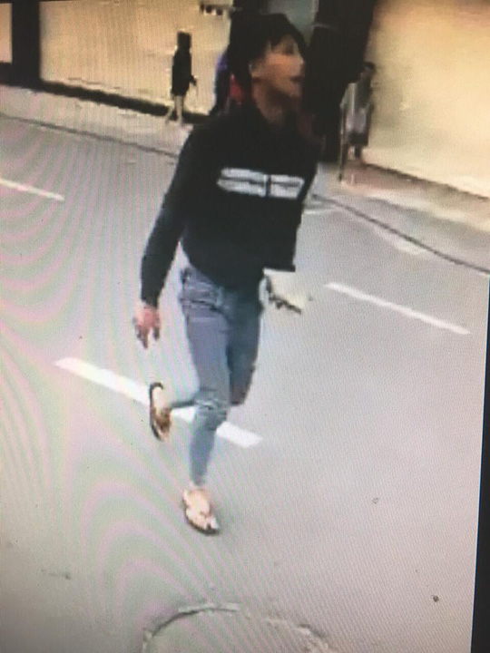 Khởi tố 4 đối tượng gây rối và đập phá xe buýt ở TP HCM Khởi tố 4 đối tượng gây rối và đập phá xe buýt ở TP HCM