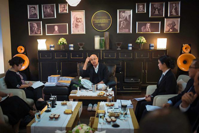 Ông Đặng Lê Nguyên Vũ bất ngờ gặp gỡ báo chí sau 5 năm “tịnh khẩu” Ông Đặng Lê Nguyên Vũ bất ngờ gặp gỡ báo chí sau 5 năm “tịnh khẩu”