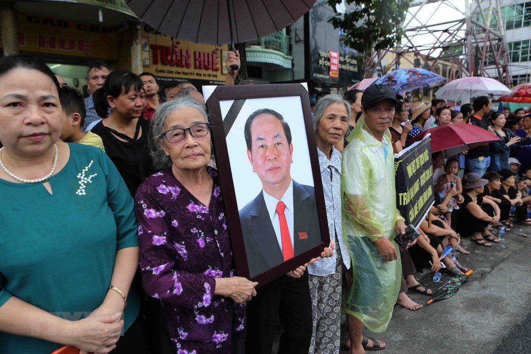 Lễ an táng Chủ tịch nước Trần Đại Quang tại quê nhà Lễ an táng Chủ tịch nước Trần Đại Quang tại quê nhà
