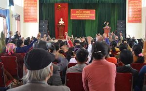 Nhân dân xã Khánh Thành kịch liệt phản đối, yêu cầu linh mục Đặng Hữu Nam rời khỏi địa bàn Nhân dân xã Khánh Thành kịch liệt phản đối, yêu cầu linh mục Đặng Hữu Nam rời khỏi địa bàn