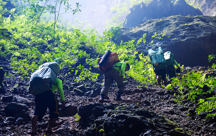 Phản đối cáp treo vào hang Én bởi đây là cửa ngõ Sơn Đoòng