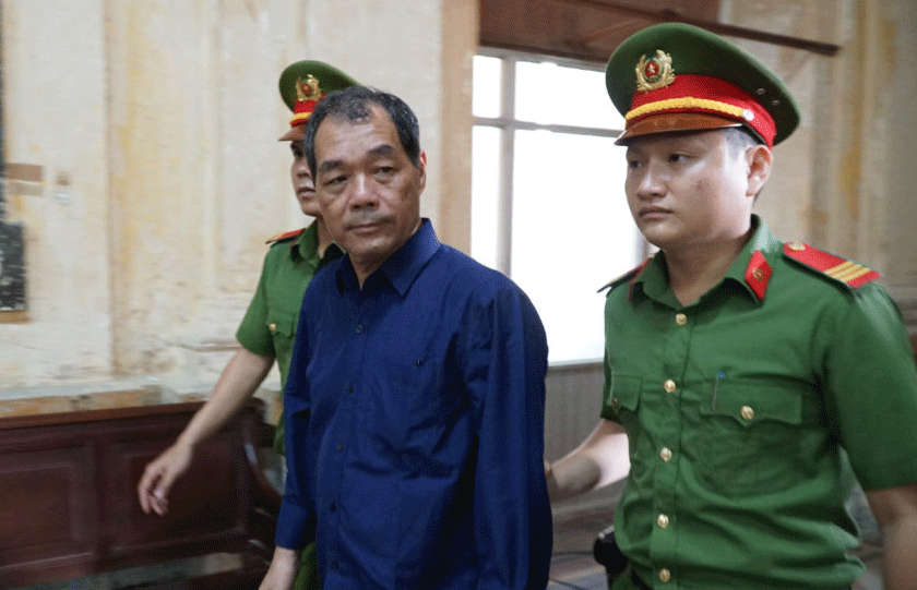 Phạm Công Danh, Trầm Bê mệt mỏi hầu tòa Phạm Công Danh, Trầm Bê mệt mỏi hầu tòa