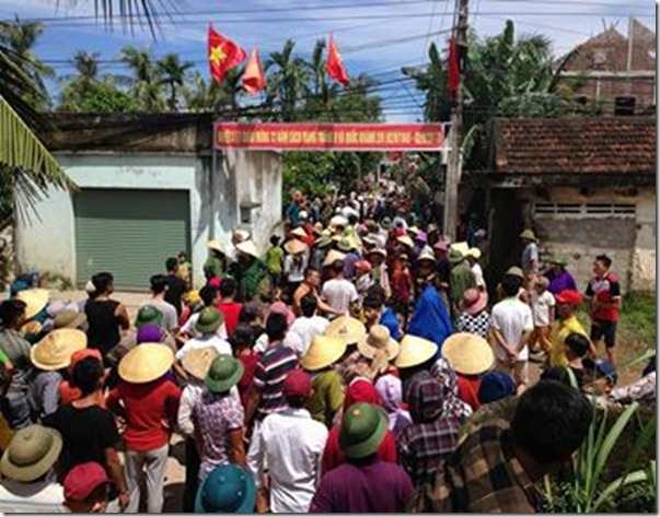 Linh mục Nguyễn Ngọc Ngữ: Ngòi nổ gây chia rẽ và mất đoàn kết lương - giáo Linh mục Nguyễn Ngọc Ngữ: Ngòi nổ gây chia rẽ và mất đoàn kết lương - giáo