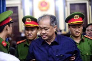 VKS hoài nghi việc xuất cảnh chữa bệnh của ông Trần Bắc Hà