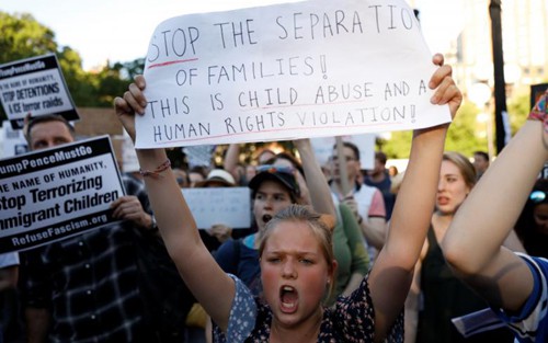 New York kiện Tổng thống Trump vì để các gia đình bị chia lìa New York kiện Tổng thống Trump vì để các gia đình bị chia lìa