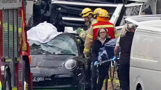 4 cảnh sát Úc bị tông chết khi đứng bắt xe chạy quá tốc độ 4 cảnh sát Úc bị tông chết khi đứng bắt xe chạy quá tốc độ