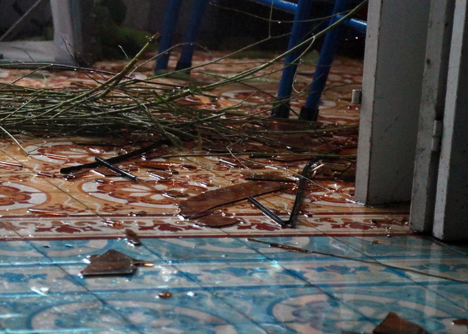 Khánh Hòa và Phú Yên bị bão Damrey tàn phá Khánh Hòa và Phú Yên bị bão Damrey tàn phá