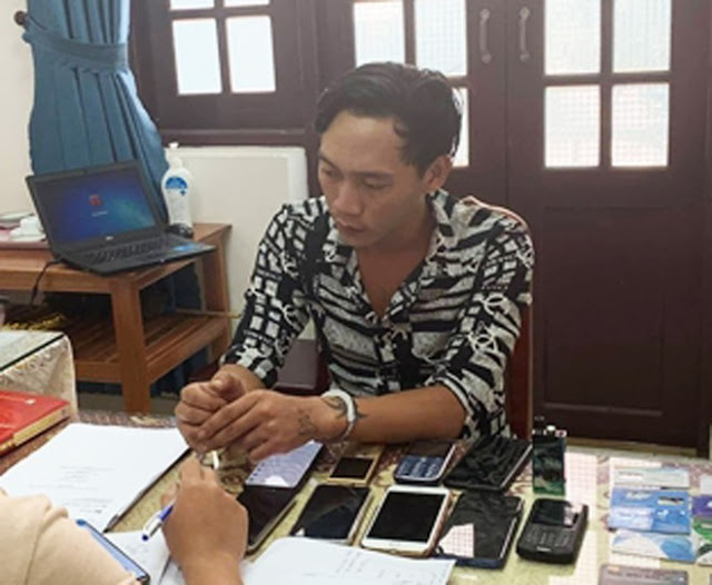 Bắt nghi phạm lừa đảo, chiếm đoạt tiền ủng hộ gia đình nạn nhân Rào Trăng 3 Bắt nghi phạm lừa đảo, chiếm đoạt tiền ủng hộ gia đình nạn nhân Rào Trăng 3