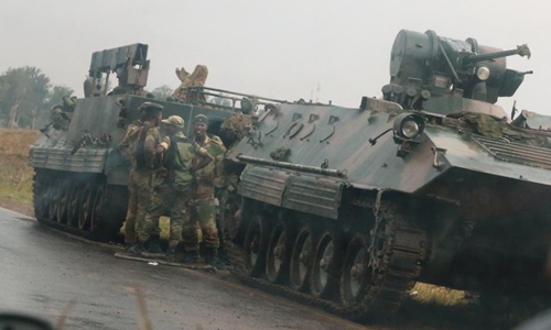 Nổ lớn ở thủ đô Zimbabwe, nghi do quân đội đảo chính Nổ lớn ở thủ đô Zimbabwe, nghi do quân đội đảo chính