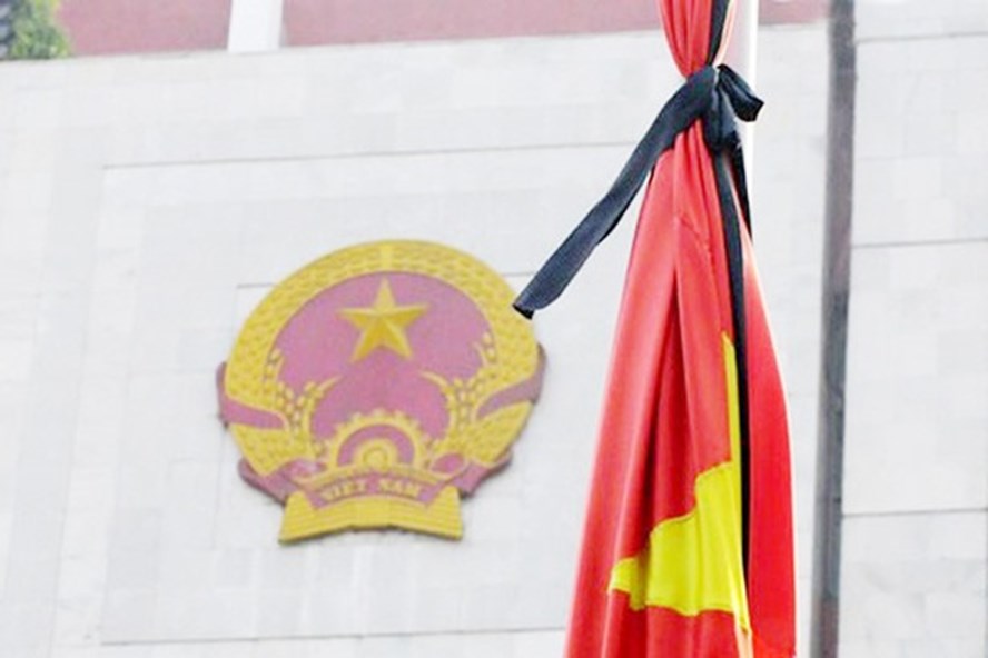 Đoàn viếng Đại tướng Lê Đức Anh không mang theo vòng hoa Đoàn viếng Đại tướng Lê Đức Anh không mang theo vòng hoa