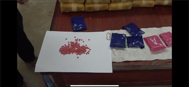 Ngăn chặn đường dây vận chuyển ma túy tổng hợp từ Lào về Việt Nam Ngăn chặn đường dây vận chuyển ma túy tổng hợp từ Lào về Việt Nam