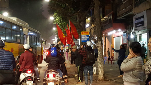 U.23 Việt Nam vào bán kết tuyệt vời: Biển người ra đường ăn mừng U.23 Việt Nam vào bán kết tuyệt vời: Biển người ra đường ăn mừng