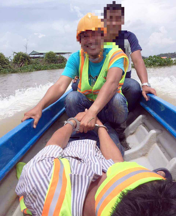 Phá án khủng bố trụ sở Công an ở TP.HCM - Kỳ 2: Lật mặt những kẻ chế 'bom' Phá án khủng bố trụ sở Công an ở TP.HCM - Kỳ 2: Lật mặt những kẻ chế 'bom'