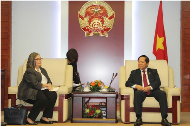 MẠNG XÃ HỘI VIỆT NAM - SẼ KHÔNG CÒN CHUYỆN NẰM NGOÀI KHUÔN KHỔ CỦA PHÁP LUẬT