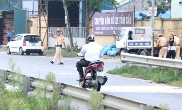 Thẩm phán vi phạm giao thông, trình báo bị cướp xe: Chủ quản lên tiếng