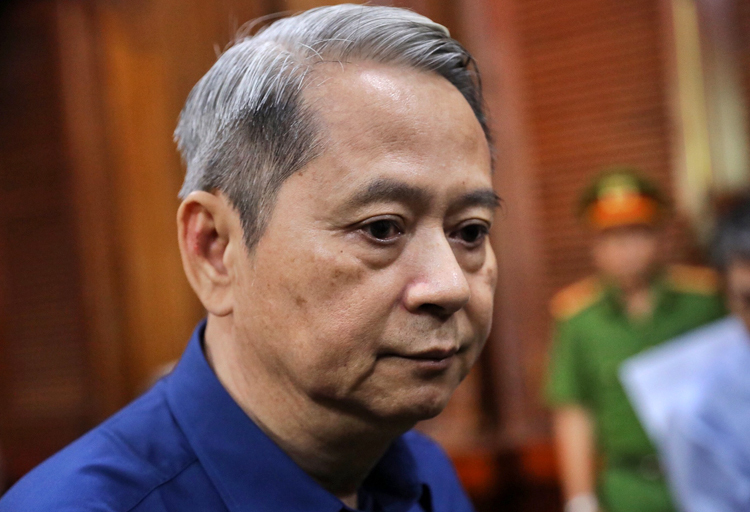 Ông Nguyễn Hữu Tín: 'Tôi sai rồi' Ông Nguyễn Hữu Tín: 'Tôi sai rồi'