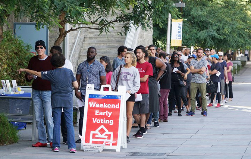 Cả thế giới dõi theo cuộc bầu cử tốn kém nhất lịch sử Quốc hội Mỹ