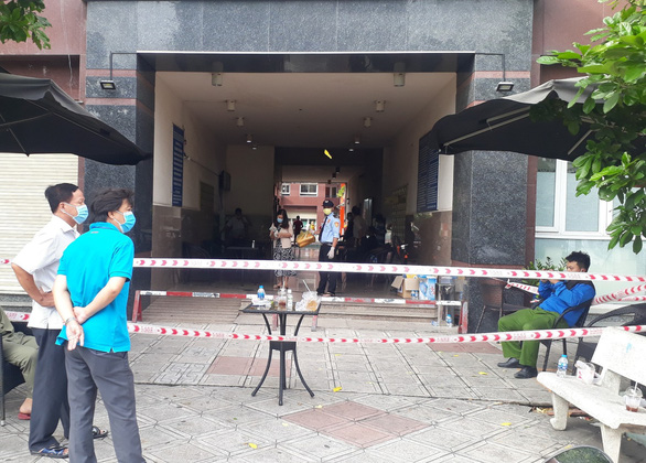Phong tỏa một block 15 tầng chung cư Thái An có ca nghi nhiễm virus corona Phong tỏa một block 15 tầng chung cư Thái An có ca nghi nhiễm virus corona