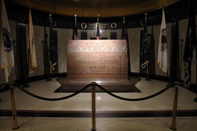 Lăng mộ của Tổng thống Mỹ như thế nào? Lăng mộ của Tổng thống Mỹ như thế nào?