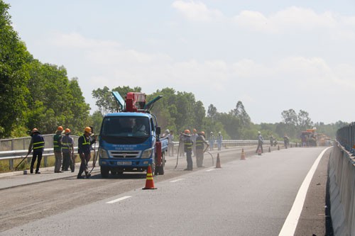 Thanh tra đột xuất toàn tuyến cao tốc 34.500 tỉ đồng Thanh tra đột xuất toàn tuyến cao tốc 34.500 tỉ đồng