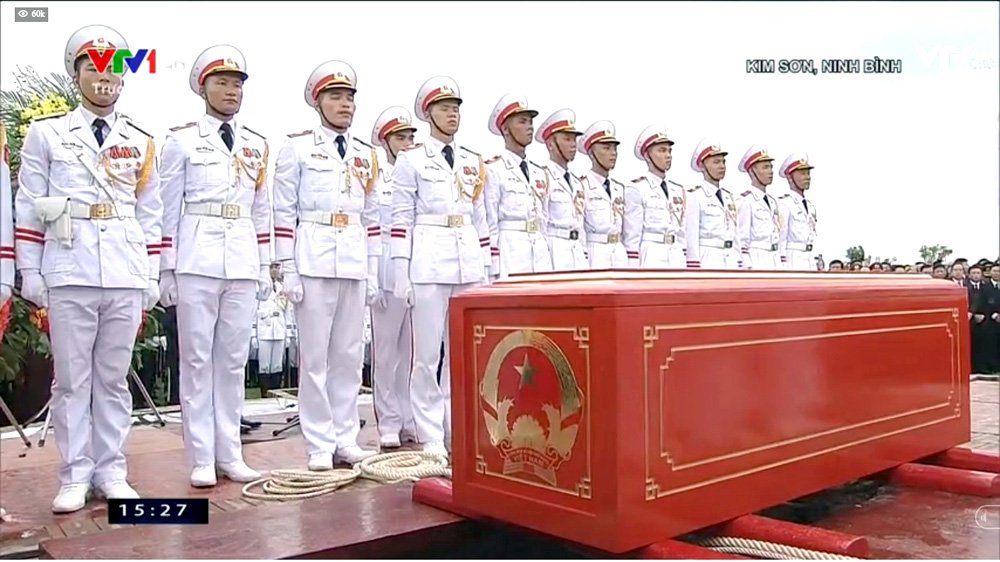 Lễ an táng Chủ tịch nước Trần Đại Quang tại quê nhà Lễ an táng Chủ tịch nước Trần Đại Quang tại quê nhà