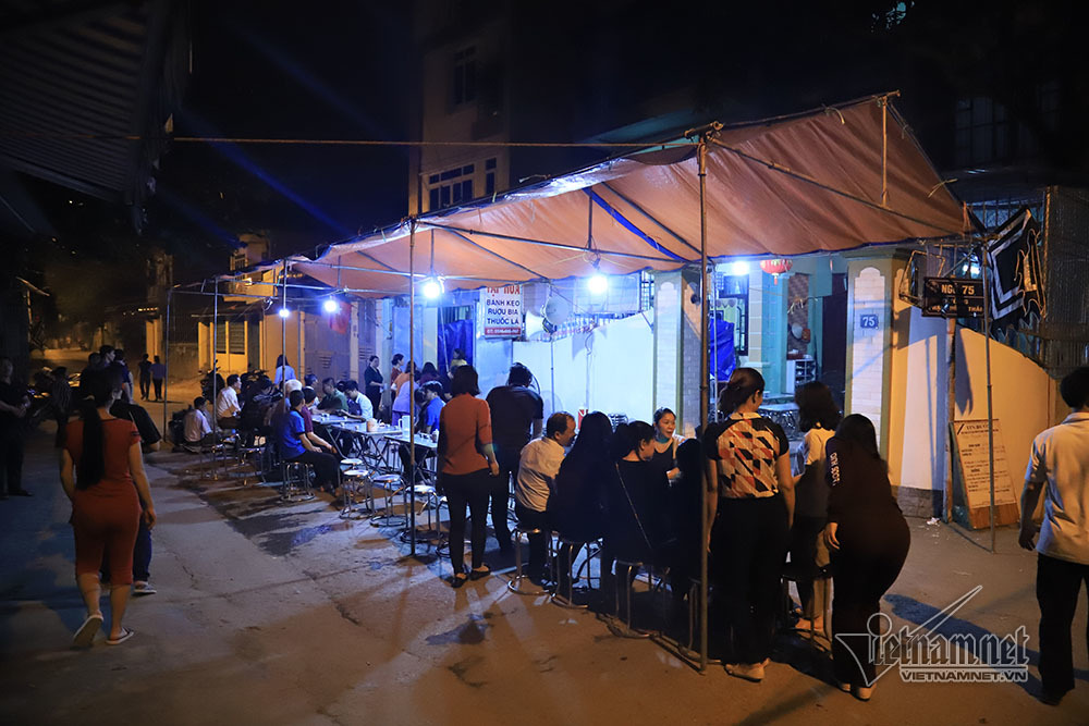 8 học sinh chết đuối trên sông Đà: Những đám tang vội vã trong đêm