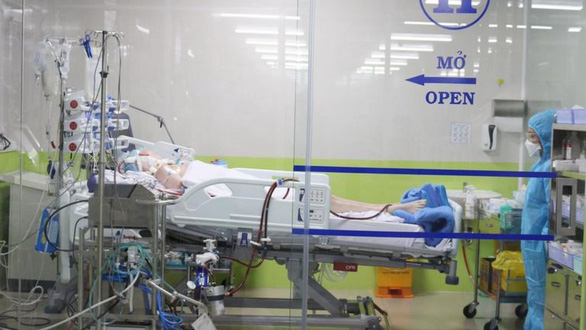 'Tất cả bác sĩ giỏi nhất VN vào cuộc cứu anh ấy' 'Tất cả bác sĩ giỏi nhất VN vào cuộc cứu anh ấy'