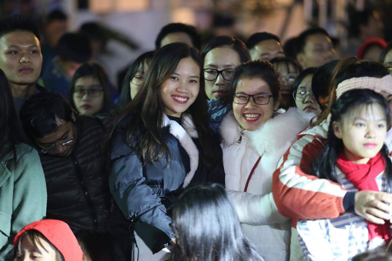 Rộn ràng đón năm mới 2019 khắp 3 miền Rộn ràng đón năm mới 2019 khắp 3 miền