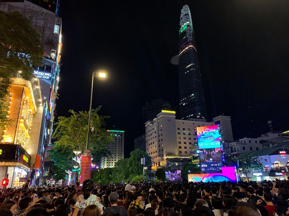 Rộn ràng đón năm mới 2019 khắp 3 miền Rộn ràng đón năm mới 2019 khắp 3 miền