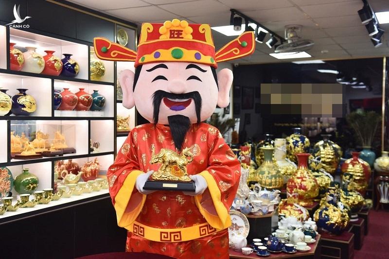 Vì sao mua vàng ngày Vía Thần lại may mắn cả năm?