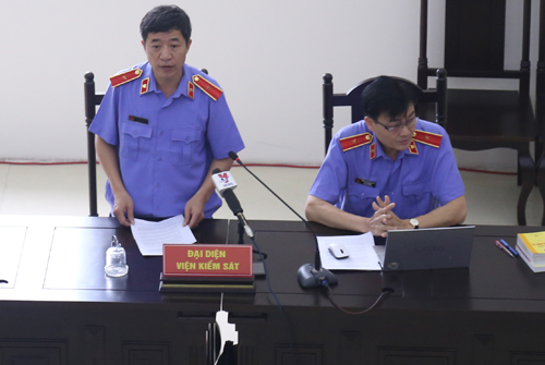 VKS Cấp cao đề nghị bác tất cả kháng cáo của ông Hà Văn Thắm VKS Cấp cao đề nghị bác tất cả kháng cáo của ông Hà Văn Thắm