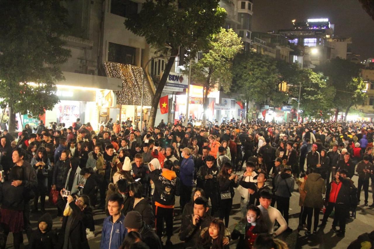 Rộn ràng đón năm mới 2019 khắp 3 miền Rộn ràng đón năm mới 2019 khắp 3 miền