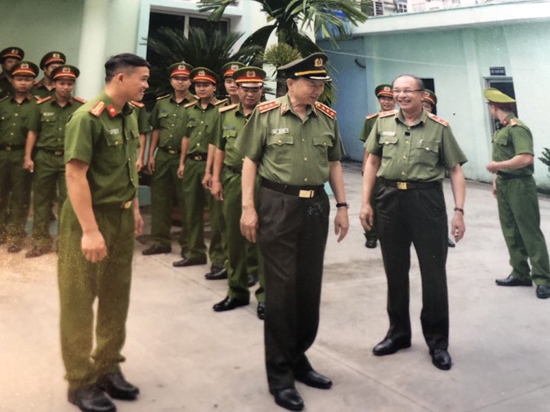 Thông tin rúng động vụ bắt nhóm khủng bố trụ sở công an ở TP.HCM Thông tin rúng động vụ bắt nhóm khủng bố trụ sở công an ở TP.HCM