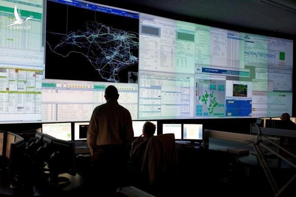 Texas trả giá đắt vì lưới điện ‘đơn độc’ Texas trả giá đắt vì lưới điện ‘đơn độc’