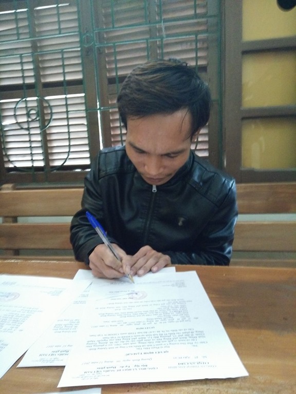 TIN NÓNG: Đã bắt được đối tượng giết người giấu xác dưới nền nhà ở Quảng Bình TIN NÓNG: Đã bắt được đối tượng giết người giấu xác dưới nền nhà ở Quảng Bình