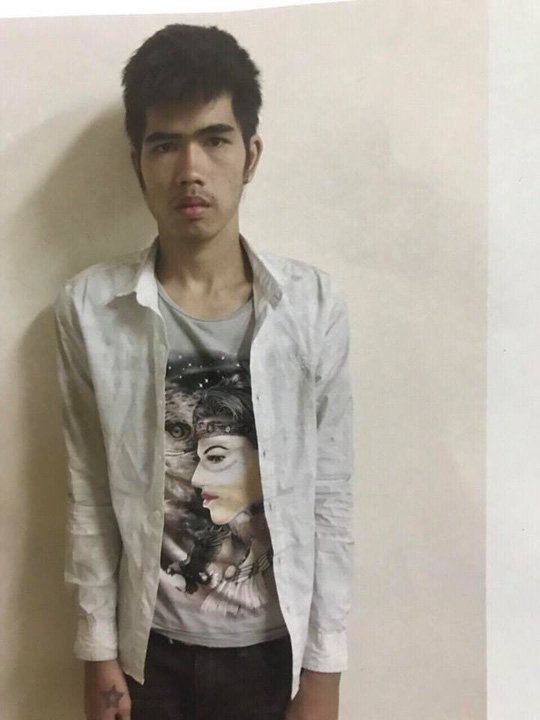 Khởi tố 4 đối tượng gây rối và đập phá xe buýt ở TP HCM Khởi tố 4 đối tượng gây rối và đập phá xe buýt ở TP HCM