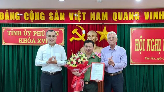 Ban Bí thư Trung ương Đảng chuẩn y, chỉ định nhân sự Quân đội, Công an Ban Bí thư Trung ương Đảng chuẩn y, chỉ định nhân sự Quân đội, Công an