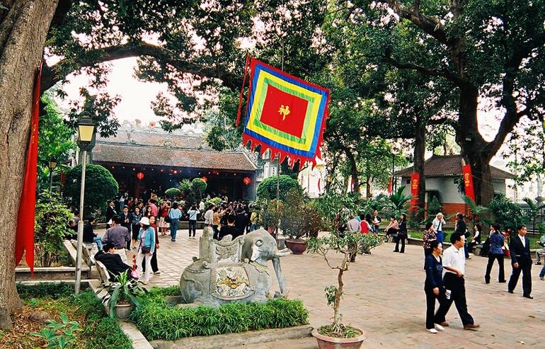 “Thanh niên Công giáo”: Đừng đố kỵ người khác mà hãy tự sửa mình