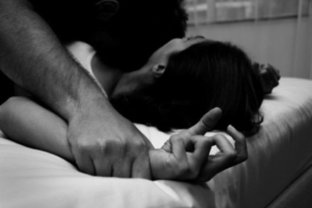 Từ năm 2008: Không giao cấu vẫn phạm tội hiếp dâm