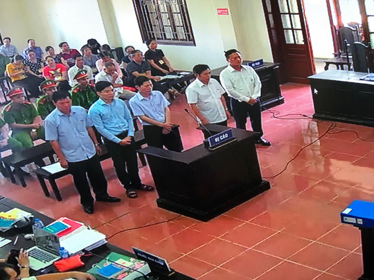 Hoàng Công Lương thừa nhận tội Vô ý làm chết người, xin hưởng án treo Hoàng Công Lương thừa nhận tội Vô ý làm chết người, xin hưởng án treo