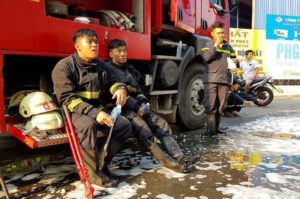 Vụ cháy chung cư Carina và thói đạo đức giả