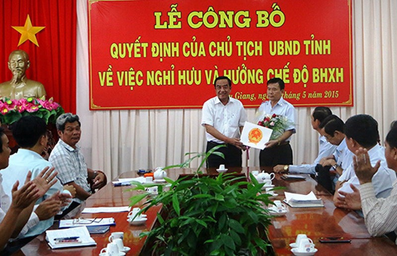 Hậu Giang bổ nhiệm lại Phó Thanh tra 'xin trẻ 3 tuổi'
