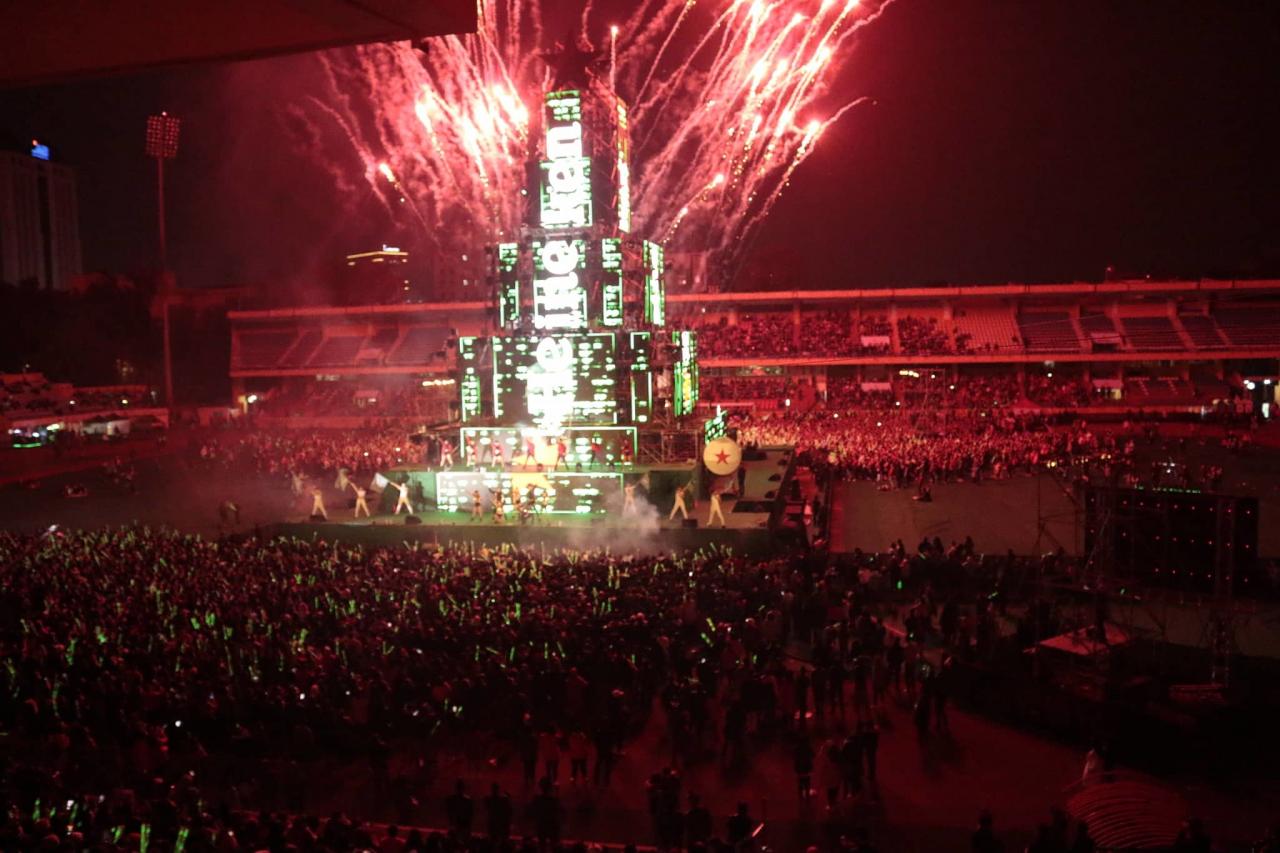 Rộn ràng đón năm mới 2019 khắp 3 miền Rộn ràng đón năm mới 2019 khắp 3 miền