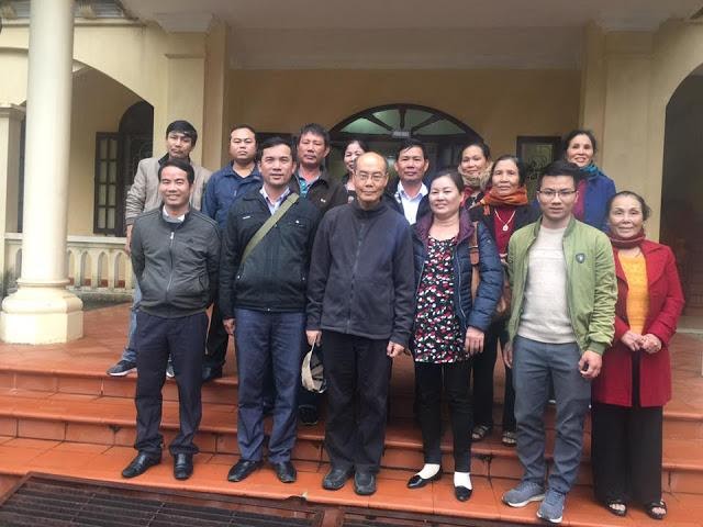 Phía sau “tri thức rởm” Nguyễn Năng Tĩnh Phía sau “tri thức rởm” Nguyễn Năng Tĩnh