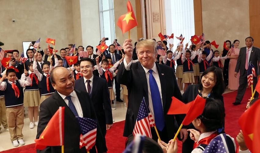 Vì sao đất nước hòa bình, ổn định, phát triển không ít kẻ lại buồn?? Vì sao đất nước hòa bình, ổn định, phát triển không ít kẻ lại buồn??