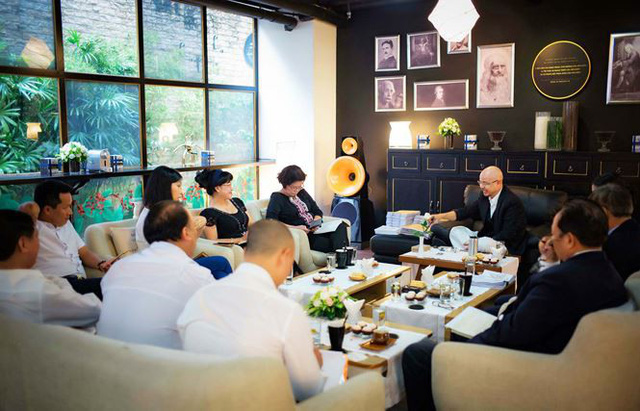 Ông Đặng Lê Nguyên Vũ bất ngờ gặp gỡ báo chí sau 5 năm “tịnh khẩu” Ông Đặng Lê Nguyên Vũ bất ngờ gặp gỡ báo chí sau 5 năm “tịnh khẩu”