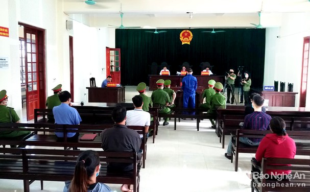 Xét xử sơ thẩm vụ án Phan Công Hải về tội tuyên truyền chống phá Nhà nước Xét xử sơ thẩm vụ án Phan Công Hải về tội tuyên truyền chống phá Nhà nước