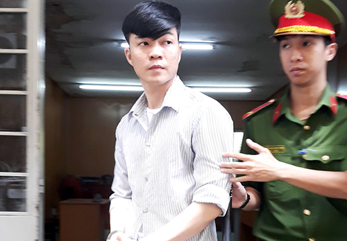 Nhân viên ngân hàng trộm hơn 30 tỷ đồng