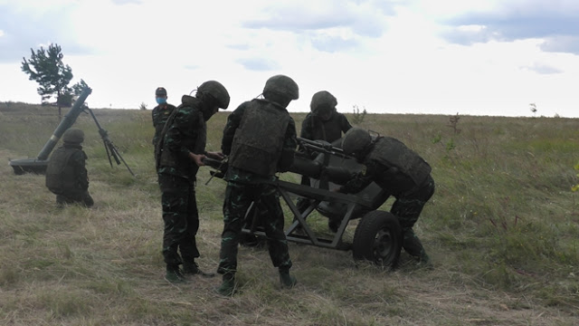 Đội tuyển xe tăng QĐND Việt Nam tiếp cận 'chiến mã' Đội tuyển xe tăng QĐND Việt Nam tiếp cận 'chiến mã'