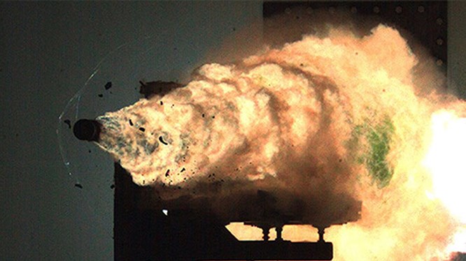 Trung Quốc thử nghiệm pháo ray trên Biển Đông nhằm chiếm ưu thế trong quan hệ với Mỹ Trung Quốc thử nghiệm pháo ray trên Biển Đông nhằm chiếm ưu thế trong quan hệ với Mỹ